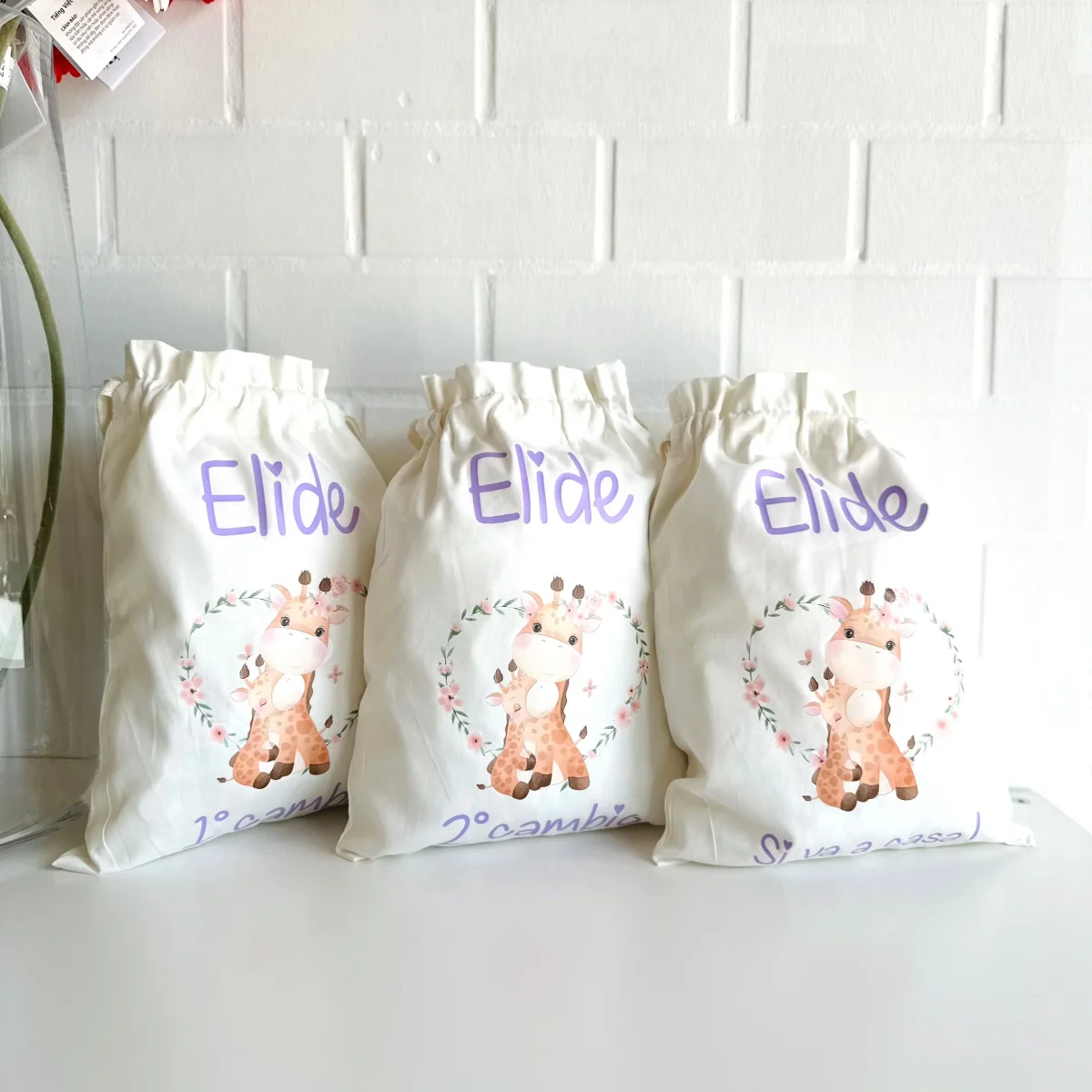 Set da 3 Sacchetto Nascita Neonato Personalizzato – Ideale per Cambio, Ospedale e Asilo Giraffine 1° cambio, 2° cambio e si va a casa! - immagine 2